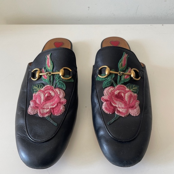 Horsebit Gucci mules with Rose embroidery size 39, women’s 9 - Picture 2 of 6